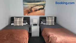 Farne Lodge - Image 4