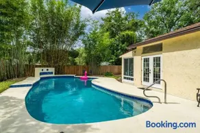 Sherylee's Poolside Retreat - Team Joseph Ellen - Image 2