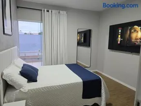 Quarto Em Sobrado - Banheiro INDIVIDUAL, Garagem Coberta e TV com streamings - Image 5