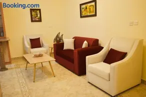 شقق وأجنحة التيوليب والروز وود الفاخرة - Image 2