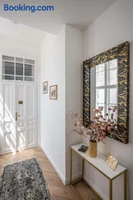 V62 studio apartments- Downtown Sopron - Image 2