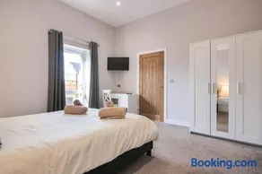 Hoxne Cottages - Rose Cottage with private hot tub - Image 3