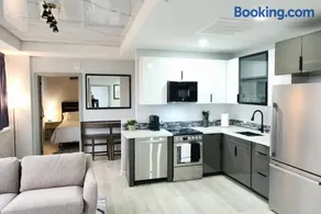 Modern Two Bedroom Apartment with City Views - Image 2