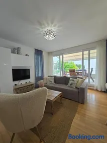 Apartman Oscar with pool access - Image 2