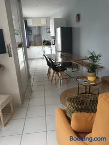 APPARTEMENT 100 Metres de la mer - Image 3