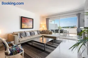 Casa Angela 3 Bedrooms Penthouse Apartment in La Quinta Golf Marbella - Image 1