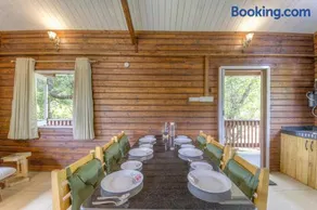 CosmicStays Yotsuba- Luxury Chalet in a Zen Forest - Image 2