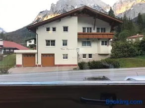 Haus Alpenruh - Image 1