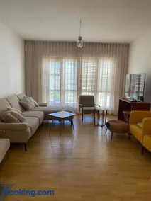 Six bedroom Holiday home Matea - Image 3