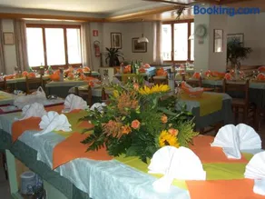Hotel Pigna D'Oro - Image 2