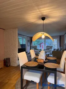 Little Pinecone Lodge a Cozy Forest Retreat - Image 3