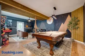 The Mountain Muse - Music, Games, HotTub, Sleeps12, PetsOk - Image 2