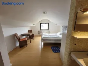 Detached house 50m from ski lift - Image 2