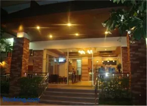 U Inn - Image 4