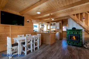 Arctic House - Image 4