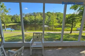 Lakefront Retreat - Sleeps 8 - 1 Hr from STL - Image 5
