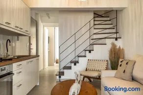 Panoramic Ocean View Suite - Image 2