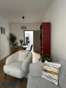 FDS Cosy House - Image 2