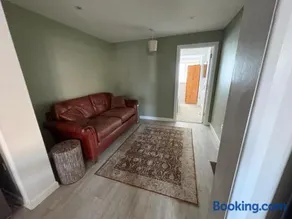 MpaNjus - Double Rooms, Shared House - Image 3