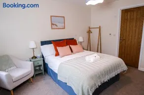 Epiphany House - Image 2