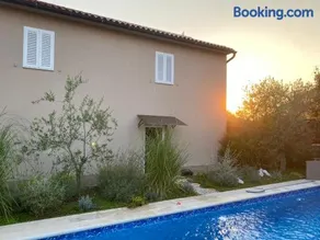 Villa Vin - Pool, ruhig, strandnah, Klimaanlage, Außenküche, Meeresnähe, Gästebetreuer - Image 1