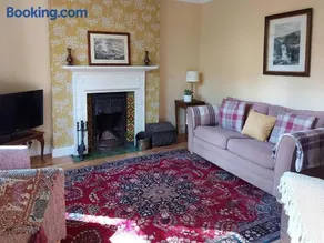 Squirrel Cottage - Image 4