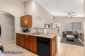 New! Your Home away from Home! - Image 3