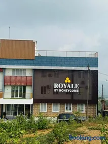 Royale By Honeycomb - Image 1