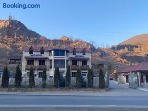 Hotel Nirvana - Image 2