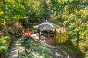 Oasis In the Mountains - Image 2