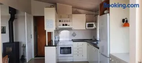 Cozy Holiday Home With Sea View - Image 4