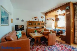 Appartement Tirol mit Hallenbad und Sauna by MoniCare - Image 1