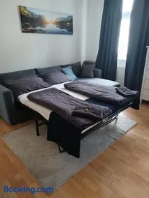 Cozy 2 ROOM APARTMENT - Enjoy autumn in Vienna - Image 2