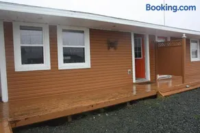 Yvonne's Cottages - Image 1