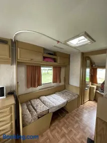 The Anglers and Golfers Abode - Image 3