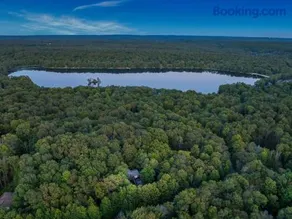 Lake Hideaway - Pool Access, Hot Tub, Game Room, Firepit - Image 2