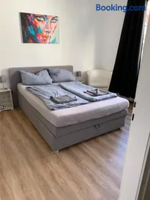Zentrale 2 Zimmer Wohnung im Herzen von Osnabrück - Image 3