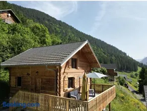 Chalet Carre - Image 1