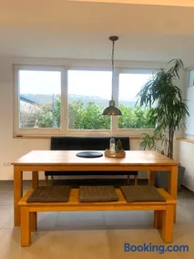 Ferienapartment Auszeit- Sauna, Whirlpool und Garten zur Alleinnutzung - Image 4