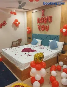 Hotel royal krishna - Image 4