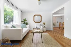 Luxury King 125 year historic home 2 blocks from Main St - Image 1