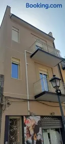 Etna Guest House - Image 2