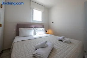 Mythos Suites-Poseidon apartment - Image 2