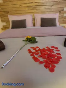 Love Space Sensory Spa & relax suite - Image 3