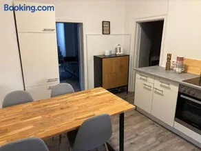 Große 100qm Wohnung für 6 Personen in der Altstadt - Image 3