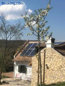 Henye holiday homes - Image 3