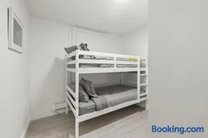 New Build Cozy 2 Bedroom Unit - Image 1