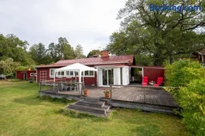 Sjötomt med privat brygga, roddbåt & solnedgång - Image 3