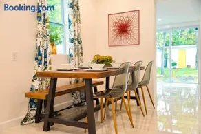 Vibrant 4bd 2ba Miami Home w POOL - Image 2