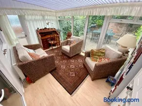 Spacious Two Bedroom House - TM - Image 3